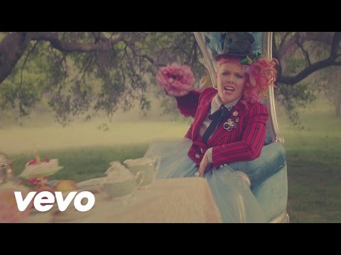 P!nk - Just Like Fire