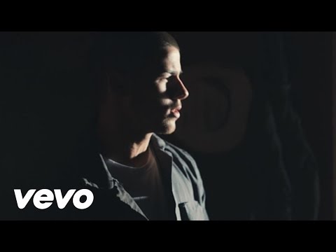 Nick Jonas - Chainsaw